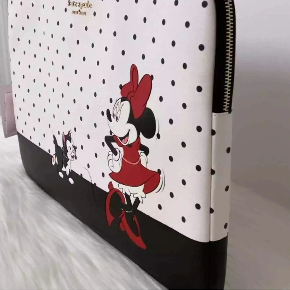 New Kate Spade Disney X Minnie Mouse Universal Laptop Sleeve Black White